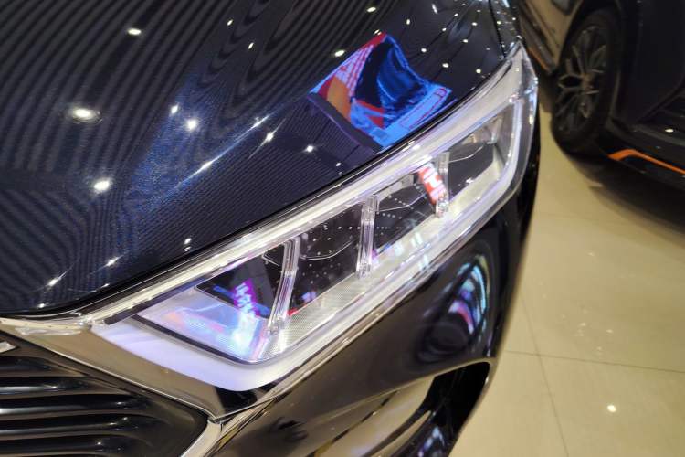 Used CHANGAN OSHAN X7 2020 1.5T Automatic Prestige Edition Left Front Headlight