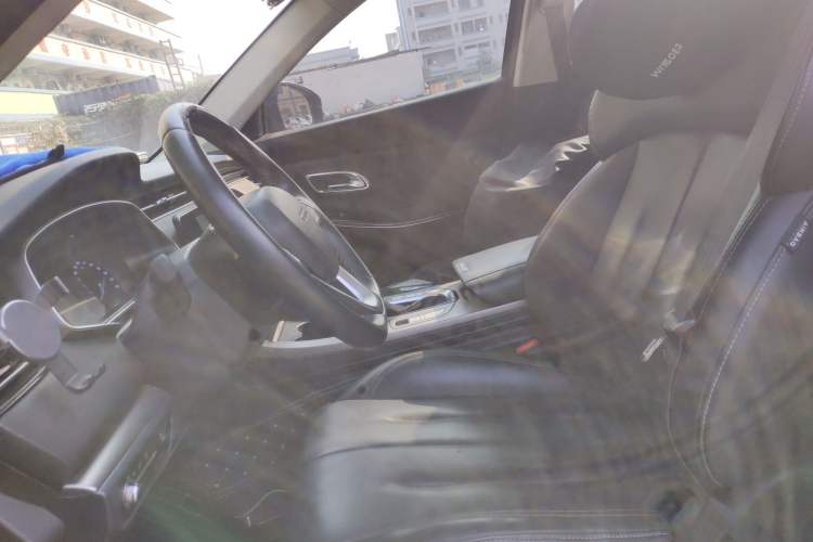 Used CHANGAN OSHAN X7 2020 1.5T Automatic Luxury Model Left Front Seat