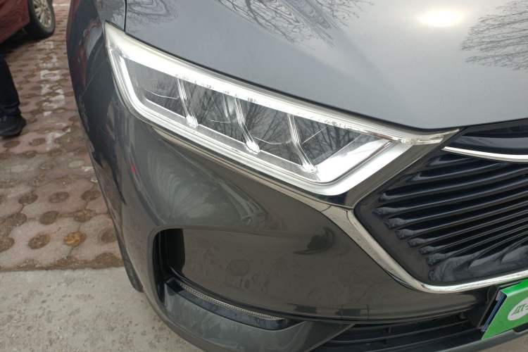 Used CHANGAN OSHAN X7 2020 1.5T Automatic Luxury Version Right Front Headlight