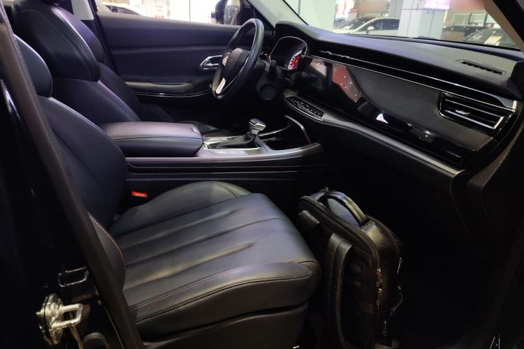Used CHANGAN OSHAN X7 2020 1.5T Automatic Prestige Edition Right Front Seat