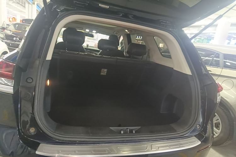 Used CHANGAN OSHAN X7 2020 1.5T Manual Luxury Version Trunk