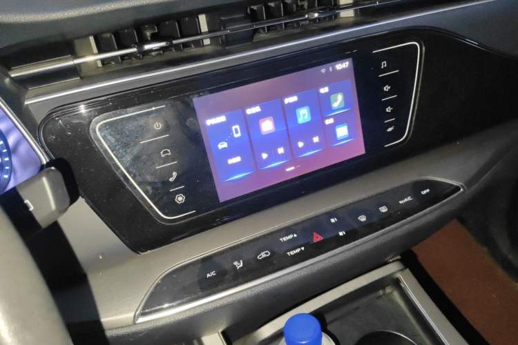 Used CHANGAN OSHAN X7 2020 1.5T Automatic Elite Edition Audio And AC Panel
