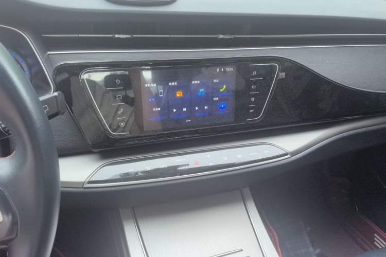 Used CHANGAN OSHAN X7 2020 1.5T Automatic Luxury Version Audio And AC Panel