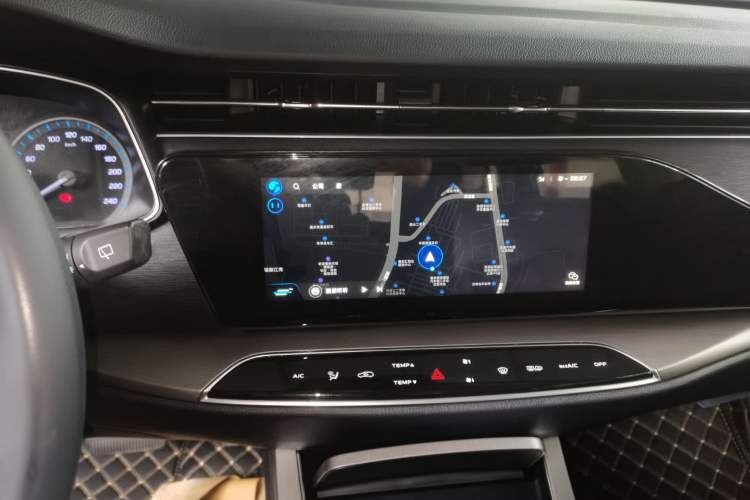 Used CHANGAN OSHAN X7 2020 1.5T Automatic Luxury Model Audio And AC Panel