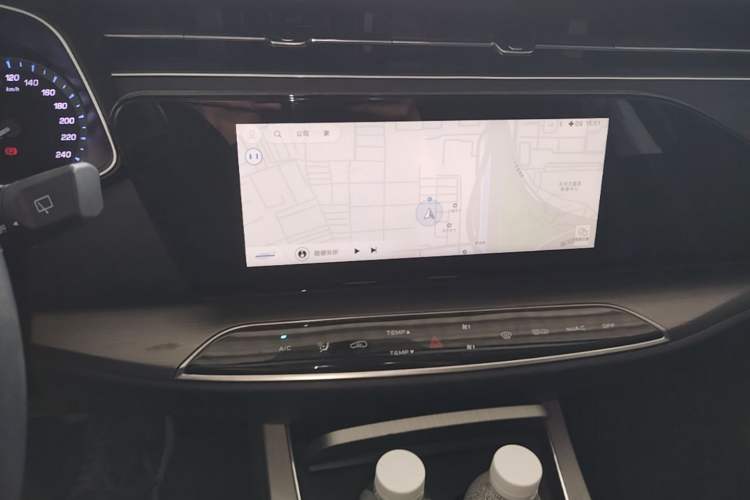 Used CHANGAN OSHAN X7 2020 1.5T Automatic Luxury Model Audio And AC Panel