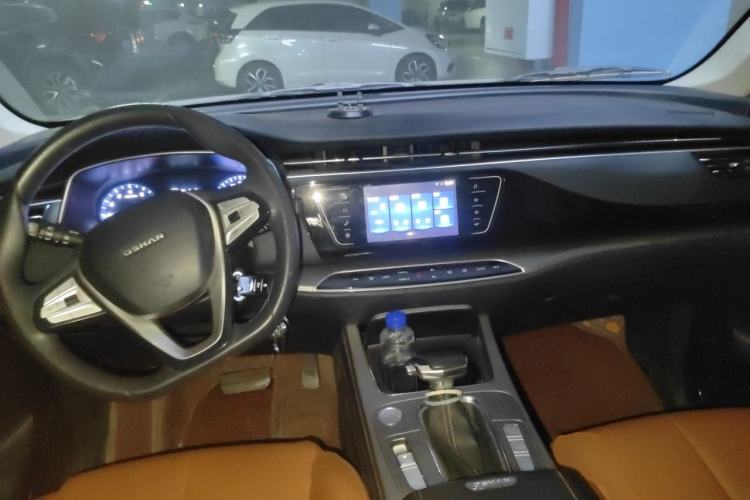 Used CHANGAN OSHAN X7 2020 1.5T Automatic Elite Edition Center Console