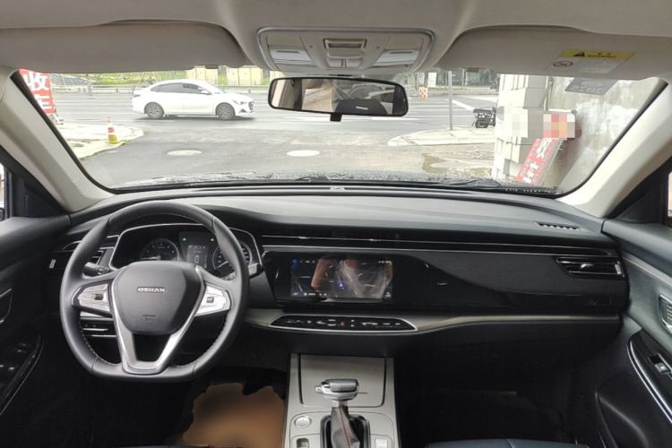Used CHANGAN OSHAN X7 2020 1.5T Automatic Luxury Model Center Console