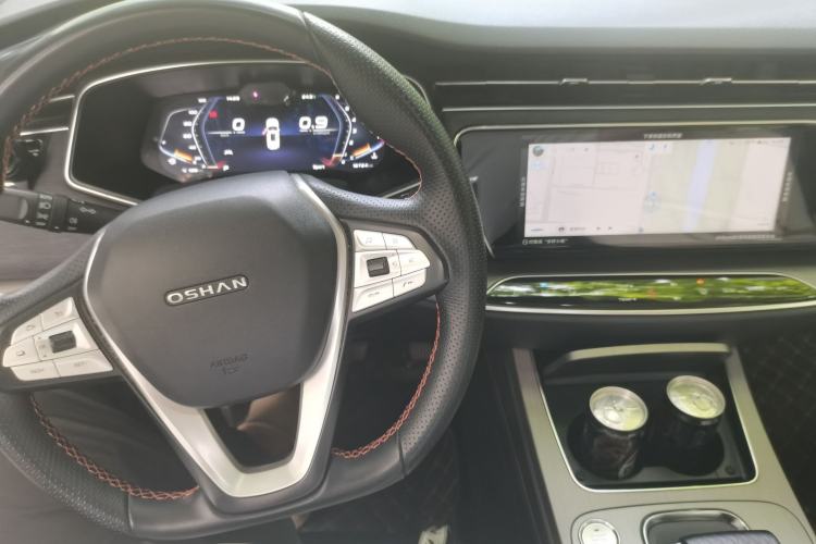 Used CHANGAN OSHAN X7 2020 1.5T Automatic Parking with Facial Recognition – Spacey & Carefree Edition Center Console