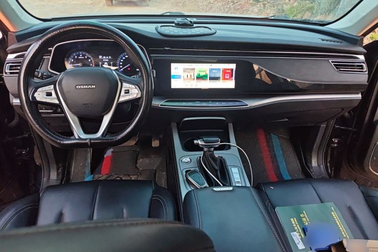 Used CHANGAN OSHAN X7 2020 1.5T Automatic Prestige Edition Center Console