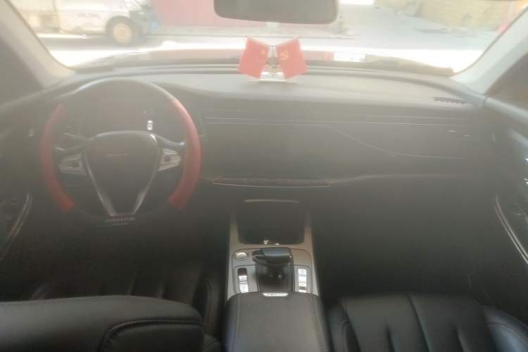 Used CHANGAN OSHAN X7 2020 1.5T Automatic Parking with Facial Recognition – Spacey & Carefree Edition Center Console