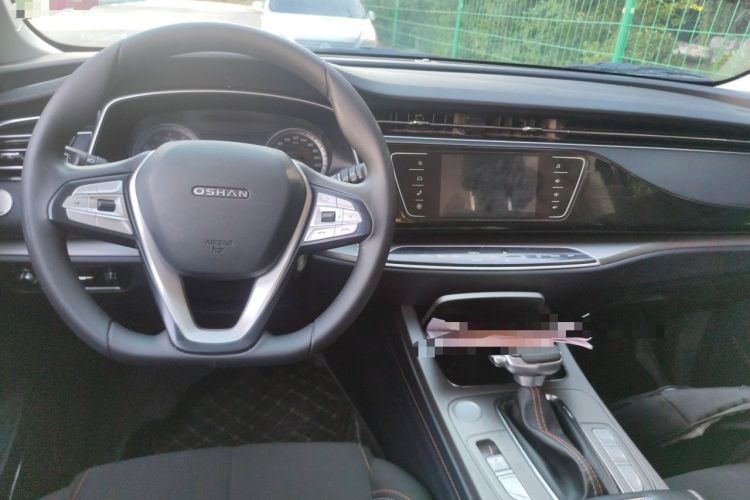 Used CHANGAN OSHAN X7 2020 1.5T Automatic Elite Edition Center Console