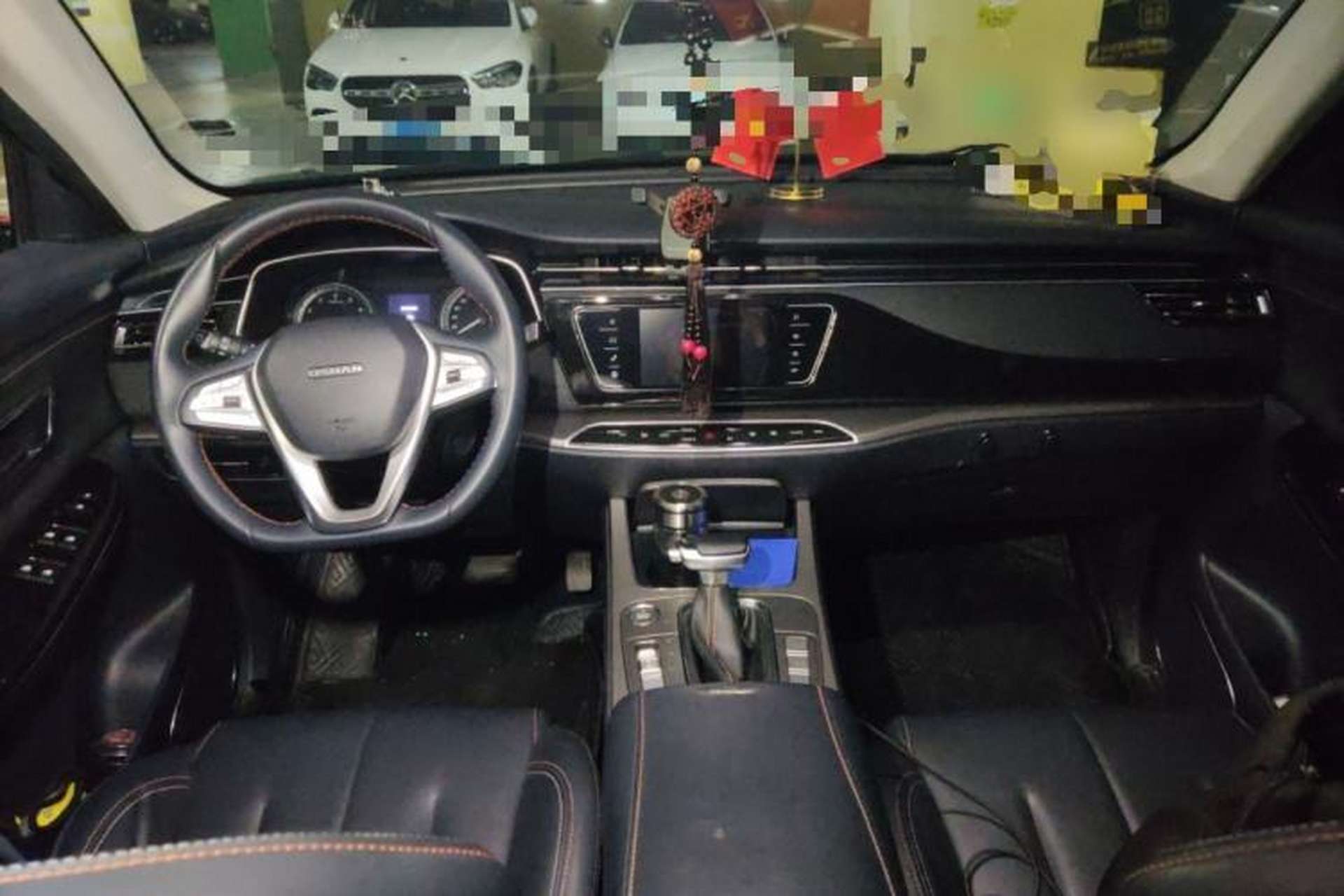 Used CHANGAN OSHAN X7 2020 1.5T Automatic Luxury Version Center Console