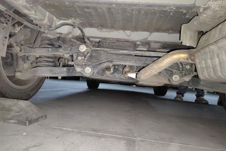 Used CHANGAN OSHAN X7 2020 1.5T Manual Elite Edition Chassis Rear