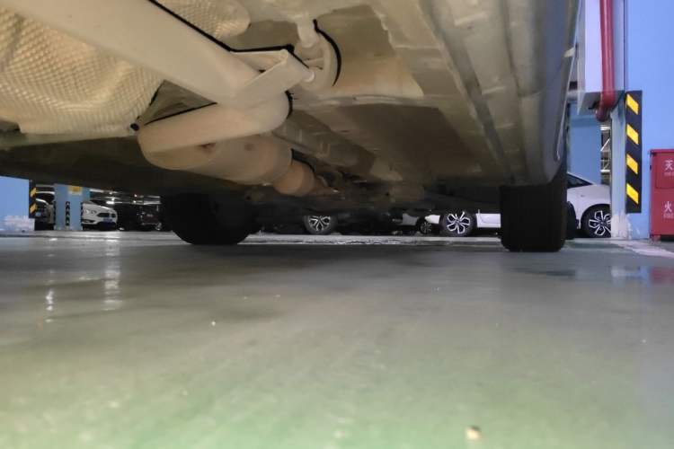 Used CHANGAN OSHAN X7 2020 1.5T Automatic Elite Edition Chassis Rear Right