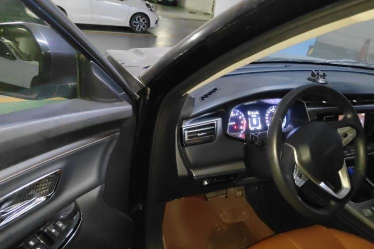 Used CHANGAN OSHAN X7 2020 1.5T Automatic Elite Edition Driver Seat