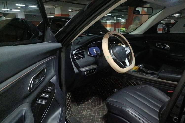 Used CHANGAN OSHAN X7 2020 1.5T Automatic Pilot Edition Driver Seat