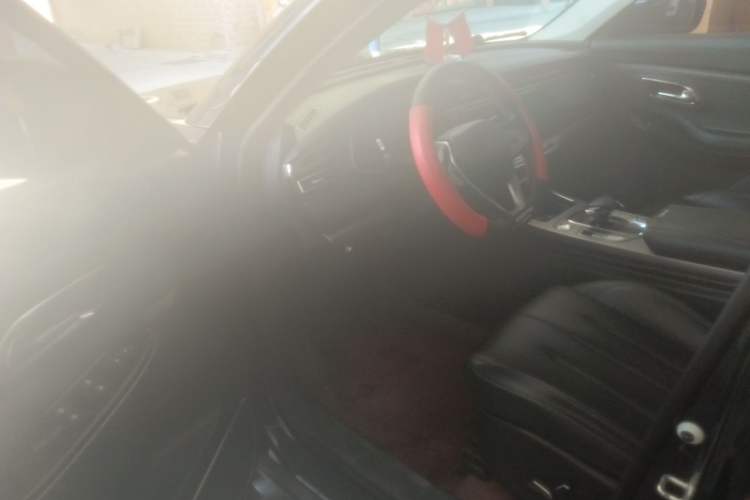Used CHANGAN OSHAN X7 2020 1.5T Automatic Parking with Facial Recognition – Spacey & Carefree Edition Driver Seat