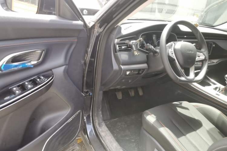 Used CHANGAN OSHAN X7 2020 1.5T Manual Elite Edition Driver Seat