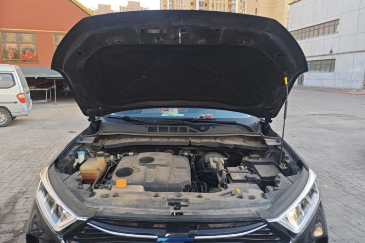 Used CHANGAN OSHAN X7 2020 1.5T Automatic Luxury Model Engine Bay