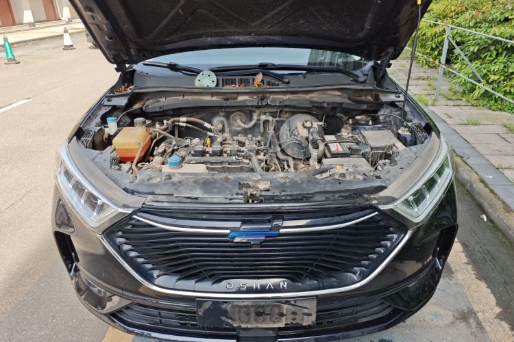 Used CHANGAN OSHAN X7 2020 1.5T Automatic Elite Edition Engine Bay