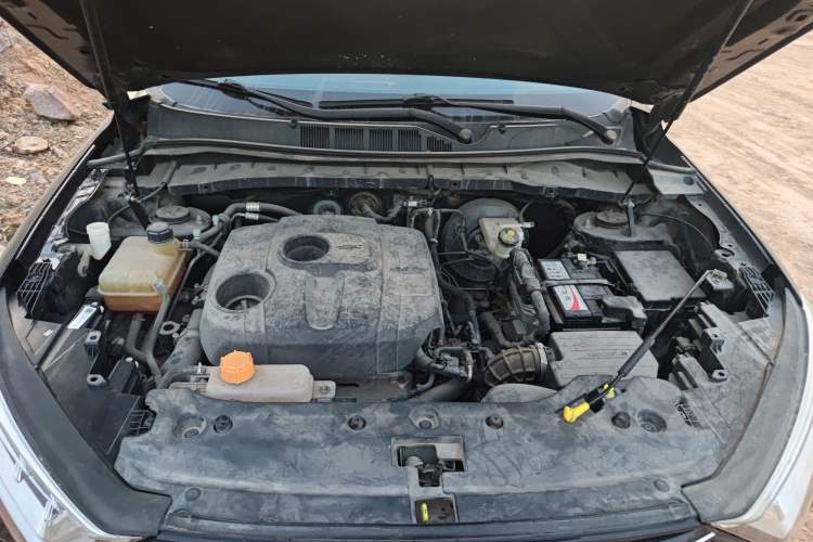 Used CHANGAN OSHAN X7 2020 1.5T Automatic Prestige Edition Engine Bay