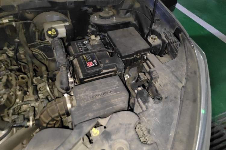 Used CHANGAN OSHAN X7 2020 1.5T Automatic Elite Edition Engine Bay Left