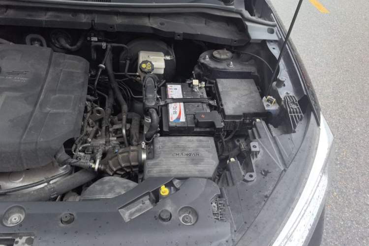 Used CHANGAN OSHAN X7 2020 1.5T Automatic Luxury Version Engine Bay Left