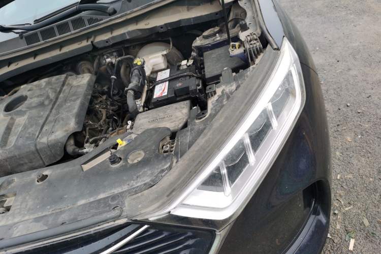 Used CHANGAN OSHAN X7 2020 1.5T Automatic Luxury Model Engine Bay Left