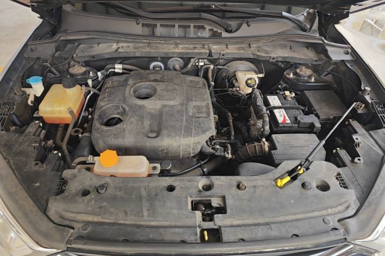 Used CHANGAN OSHAN X7 2020 1.5T Automatic Luxury Model Engine Bay