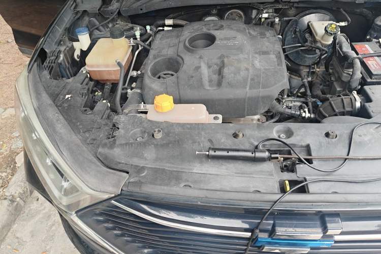 Used CHANGAN OSHAN X7 2020 1.5T Automatic Luxury Model Engine Bay Right