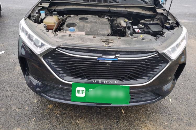 Used CHANGAN OSHAN X7 2020 1.5T Automatic Luxury Model Engine Bay