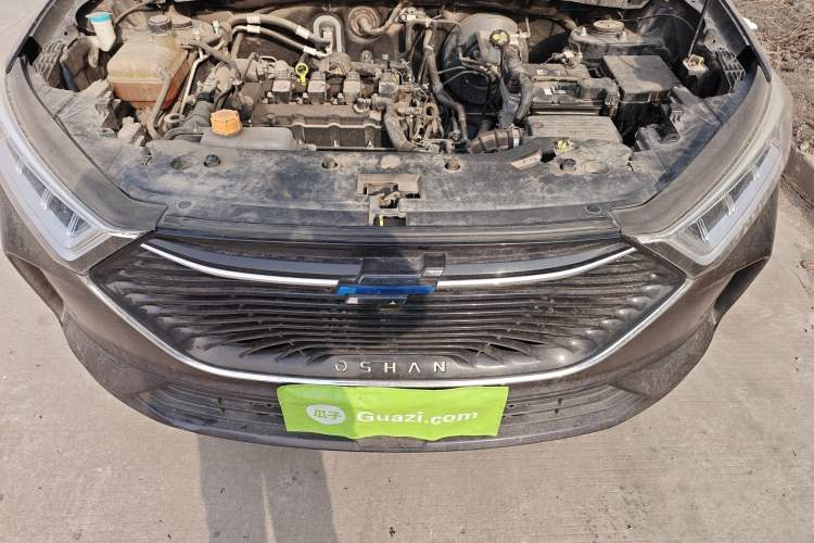 Used CHANGAN OSHAN X7 2020 1.5T Automatic Elite Edition Engine Bay
