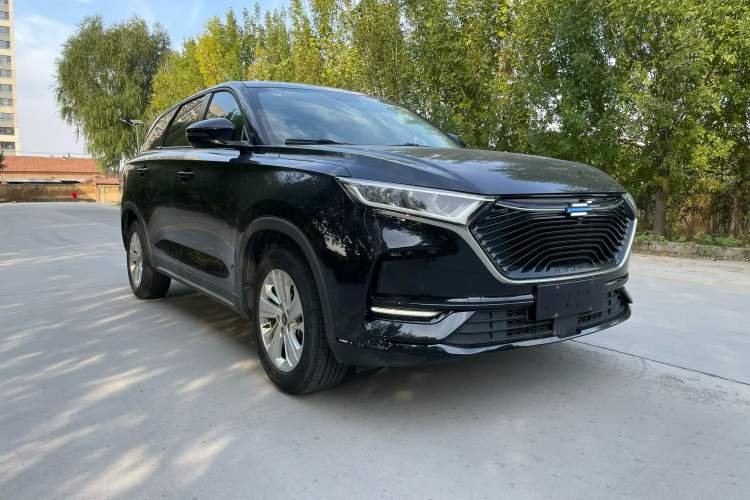Used CHANGAN OSHAN X7 2020 1.5T Manual Luxury Version Exterior 1