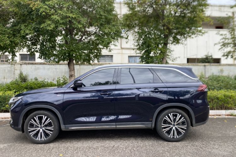 Used CHANGAN OSHAN X7 2020 1.5T Automatic Prestige Edition Exterior 2