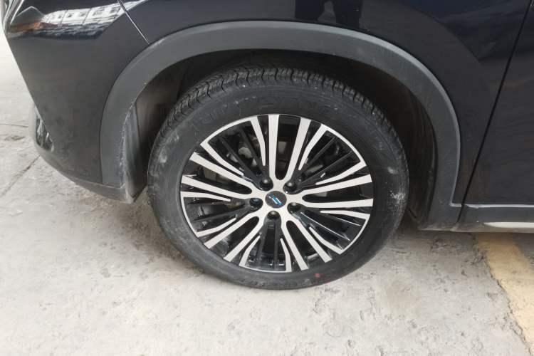 Used CHANGAN OSHAN X7 2020 1.5T Automatic Luxury Model Exterior 4