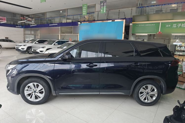 Used CHANGAN OSHAN X7 2020 1.5T Manual Luxury Version Exterior 5