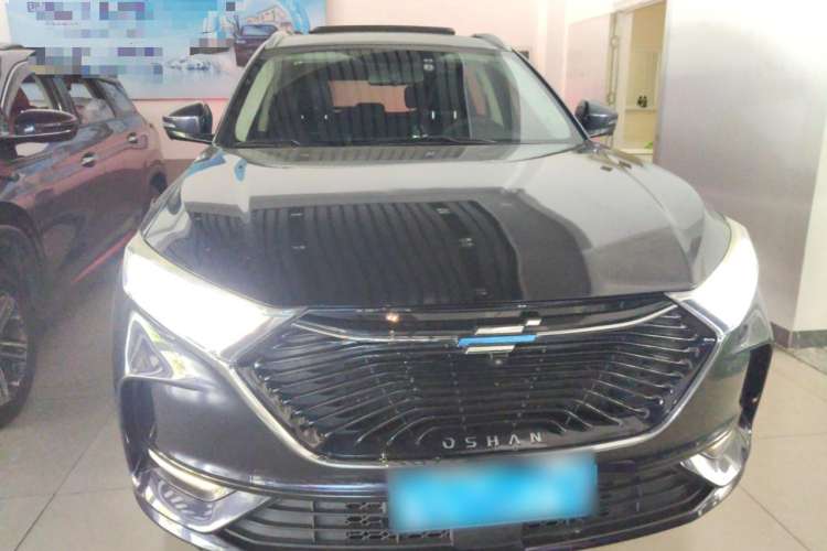 Used CHANGAN OSHAN X7 2020 1.5T Automatic Pilot Edition Front