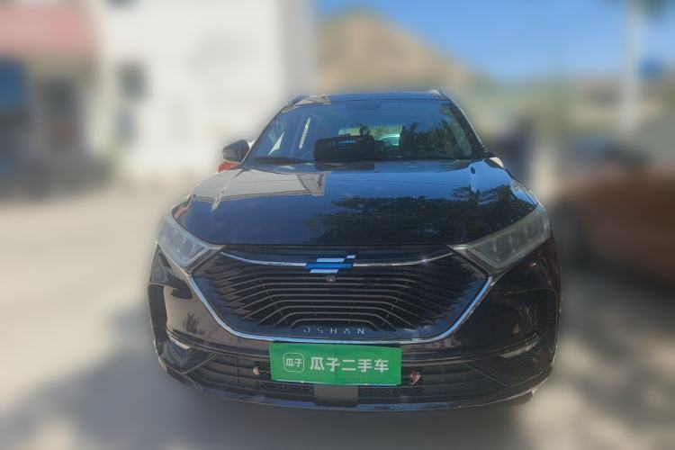 Used CHANGAN OSHAN X7 2020 1.5T Automatic Luxury Model Front