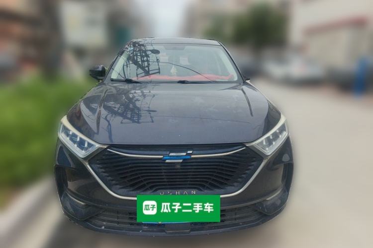 Used CHANGAN OSHAN X7 2020 1.5T Manual Luxury Version Front