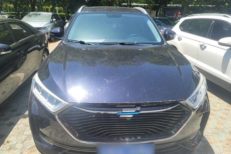 Used CHANGAN OSHAN X7 2020 1.5T Automatic Luxury Model Front