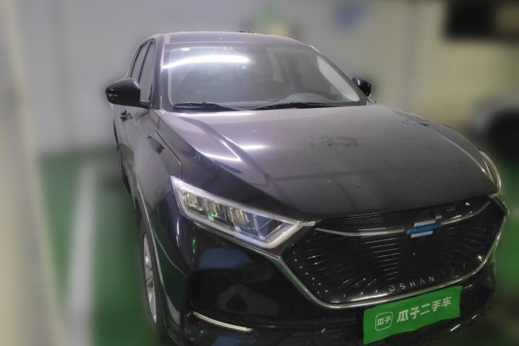Used CHANGAN OSHAN X7 2020 1.5T Automatic Elite Edition Front Right 45 Deg
