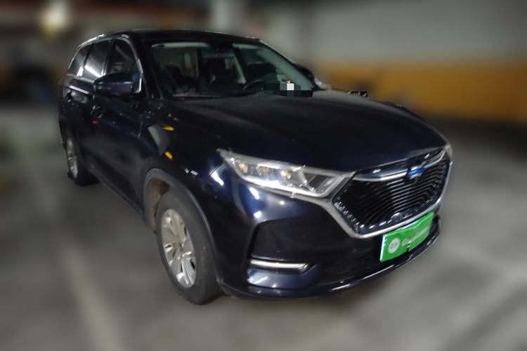 Used CHANGAN OSHAN X7 2020 1.5T Manual Elite Edition Front Right 45 Deg