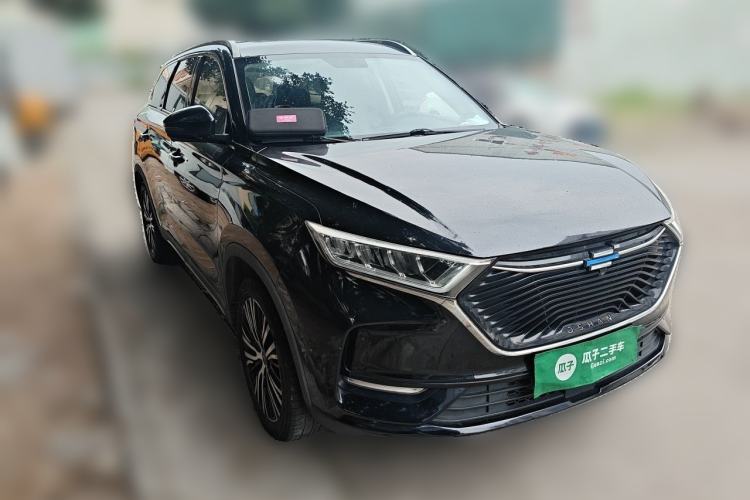 Used CHANGAN OSHAN X7 2020 1.5T Automatic Luxury Model Front Right 45 Deg