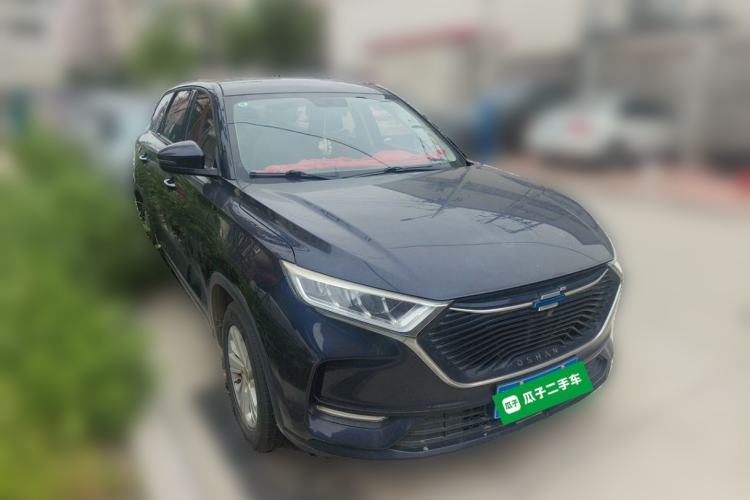 Used CHANGAN OSHAN X7 2020 1.5T Manual Luxury Version Front Right 45 Deg