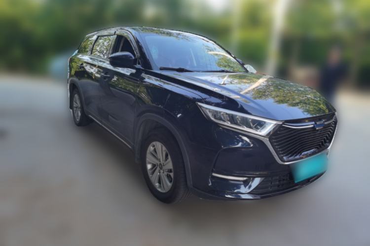 Used CHANGAN OSHAN X7 2020 1.5T Automatic Elite Edition Front Right 45 Deg