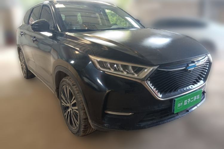 Used CHANGAN OSHAN X7 2020 1.5T Automatic Prestige Edition Front Right 45 Deg