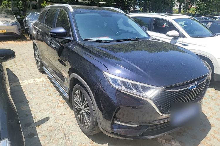 Used CHANGAN OSHAN X7 2020 1.5T Automatic Luxury Model Front Right 45 Deg