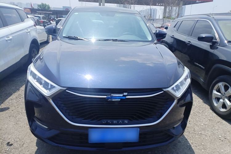 Used CHANGAN OSHAN X7 2020 1.5T Automatic Luxury Version Front