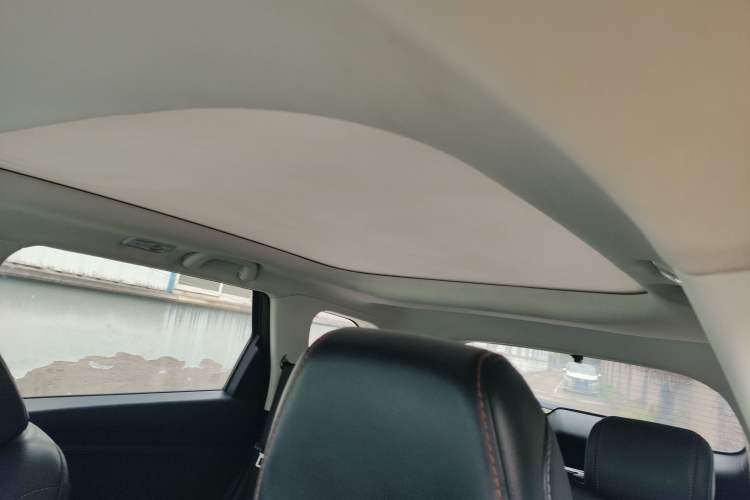 Used CHANGAN OSHAN X7 2020 1.5T Automatic Luxury Version Headliner
