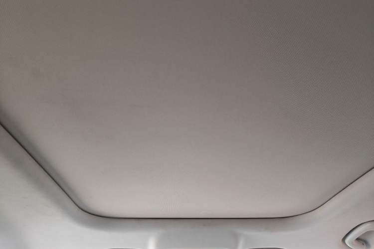Used CHANGAN OSHAN X7 2020 1.5T Automatic Luxury Model Headliner